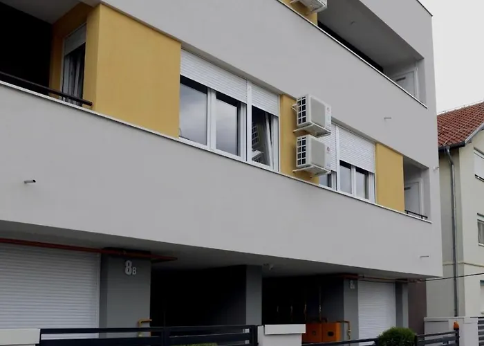 Apartman Una Apartment